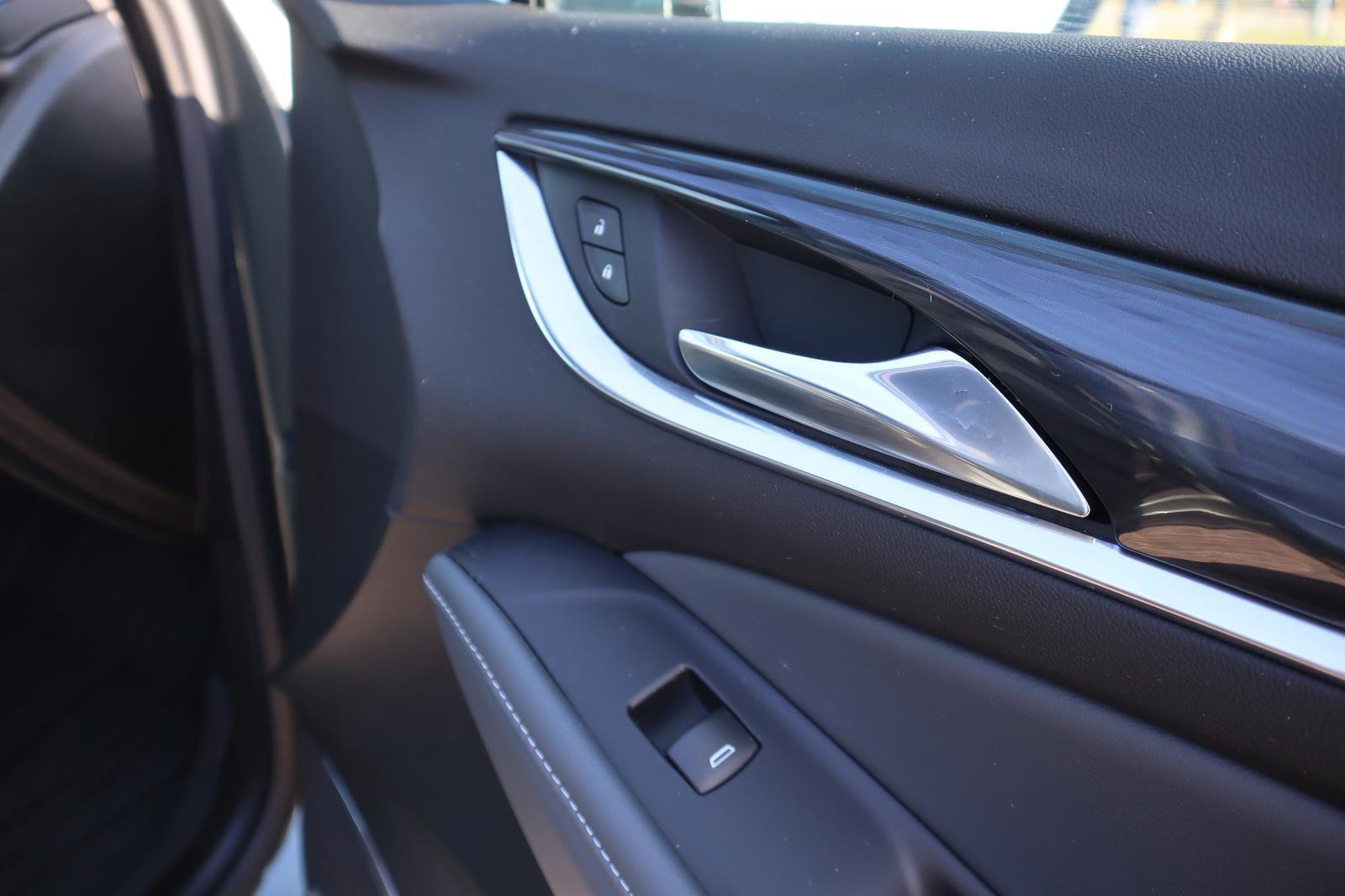 Used 2022 Buick Enclave Premium w/ Experience Buick Package image 54