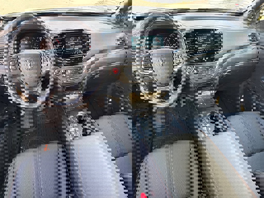 Certified 2025 Honda Ridgeline TrailSport image 8