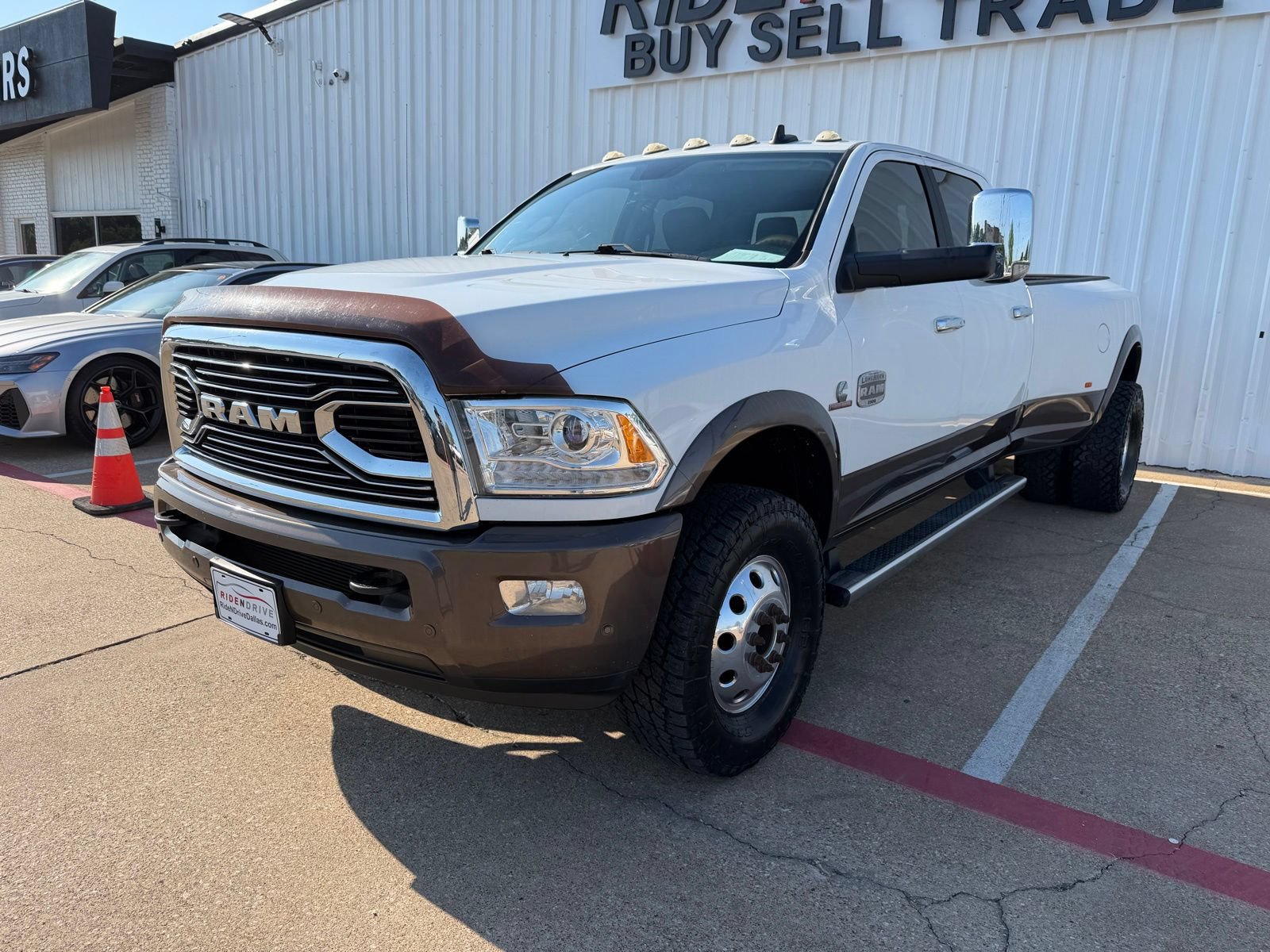 Used 2018 RAM 3500 Laramie Longhorn AWD/4WD image 1