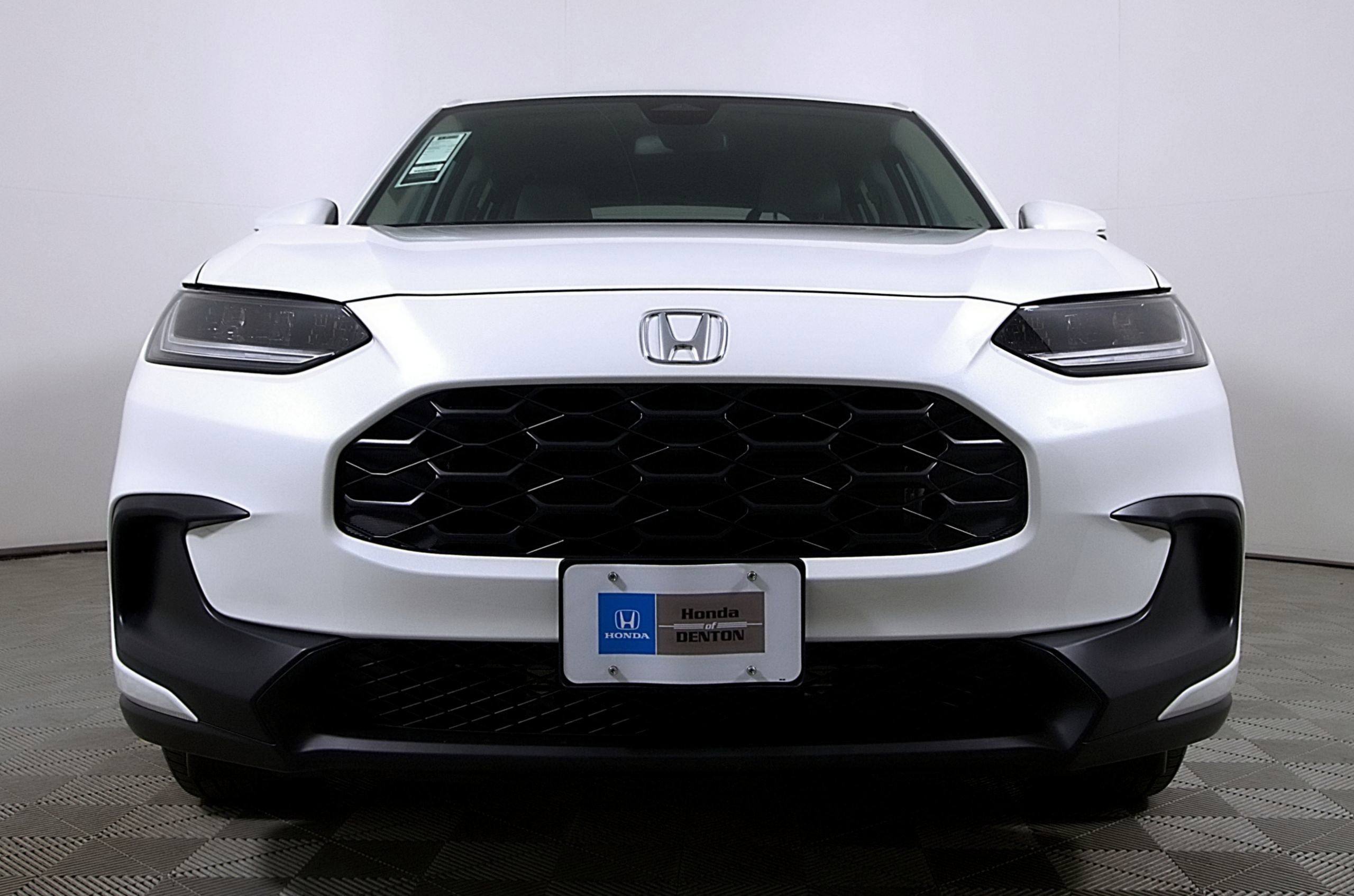 Certified 2026 Honda HR-V LX image 5