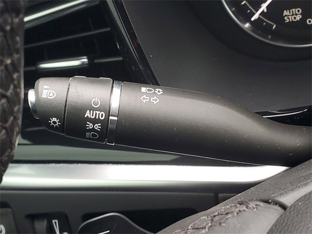 Certified 2024 Cadillac XT6 Luxury w/ LPO, Floor Liner Package image 18