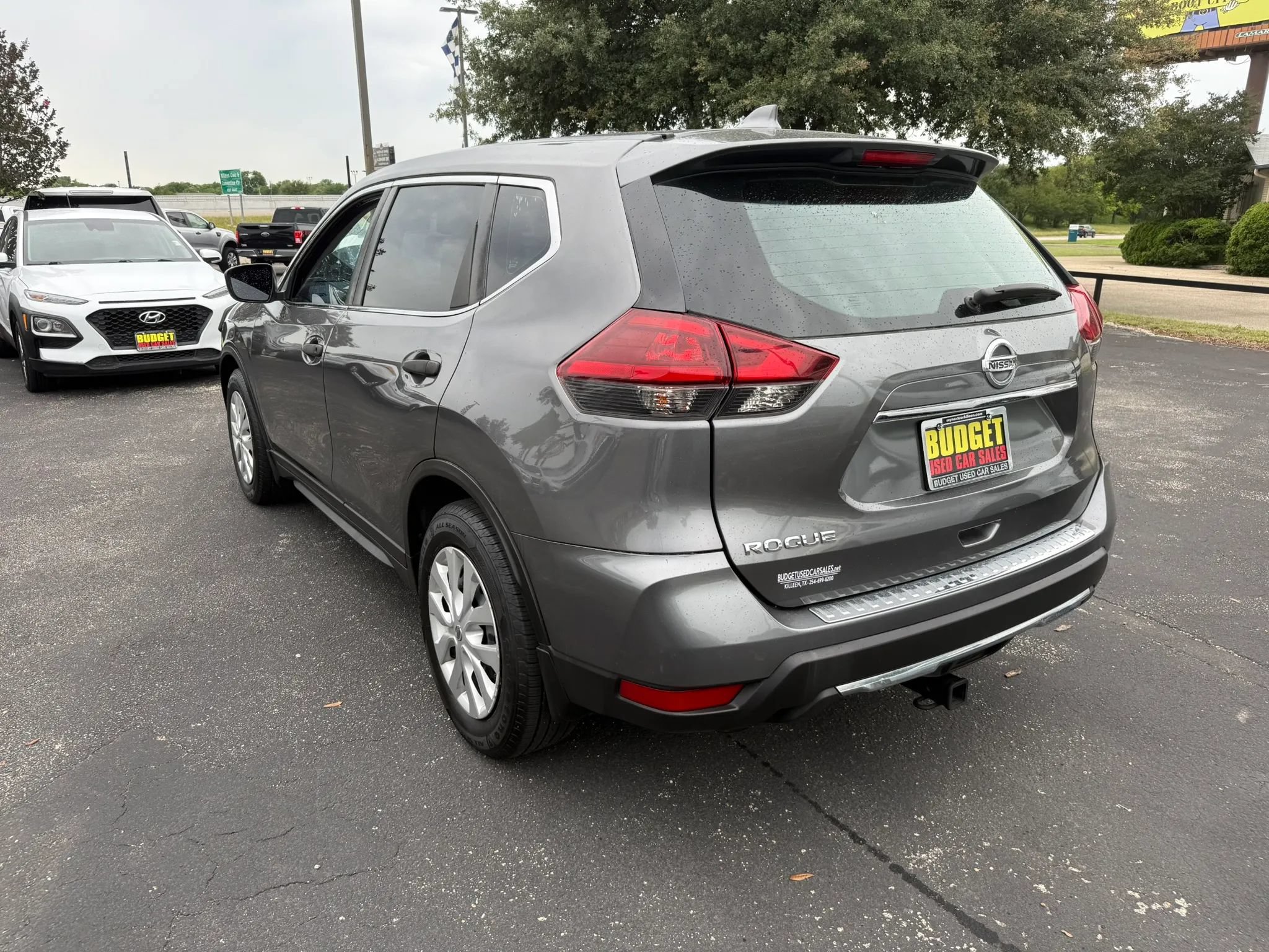 Used 2019 Nissan Rogue S FWD image 7