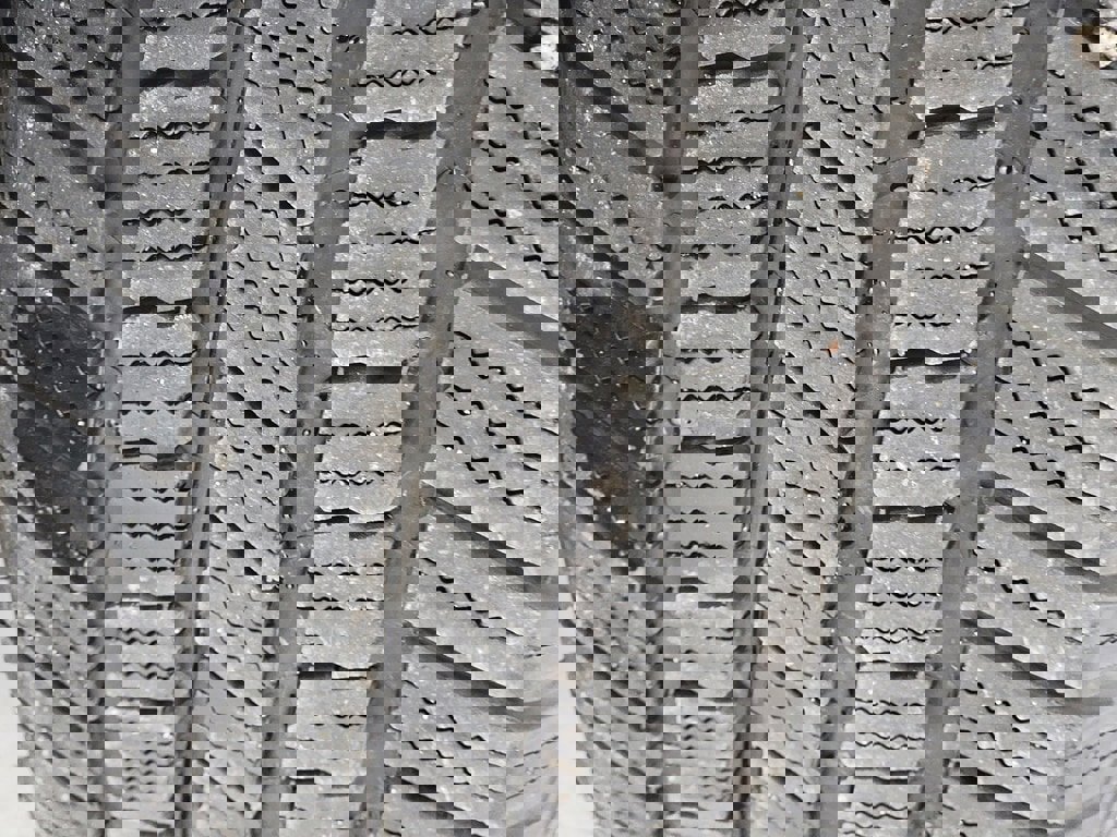 Used 2022 Ford Explorer Limited w/ Equipment Group 301A image 35