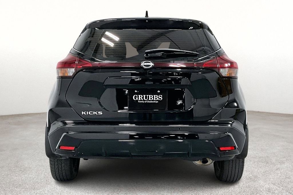 Used 2024 Nissan Kicks S image 6