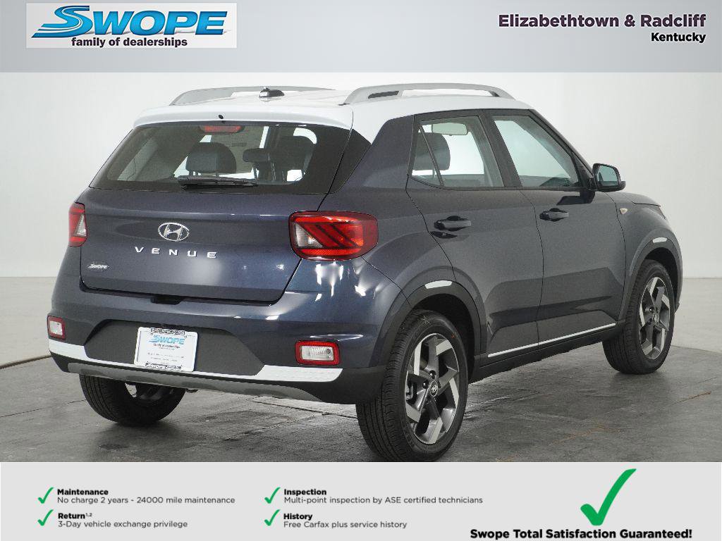 New 2026 Hyundai Venue SEL FWD image 3