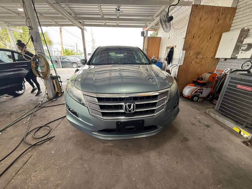 Used 2012 Honda Crosstour EX-L image 1