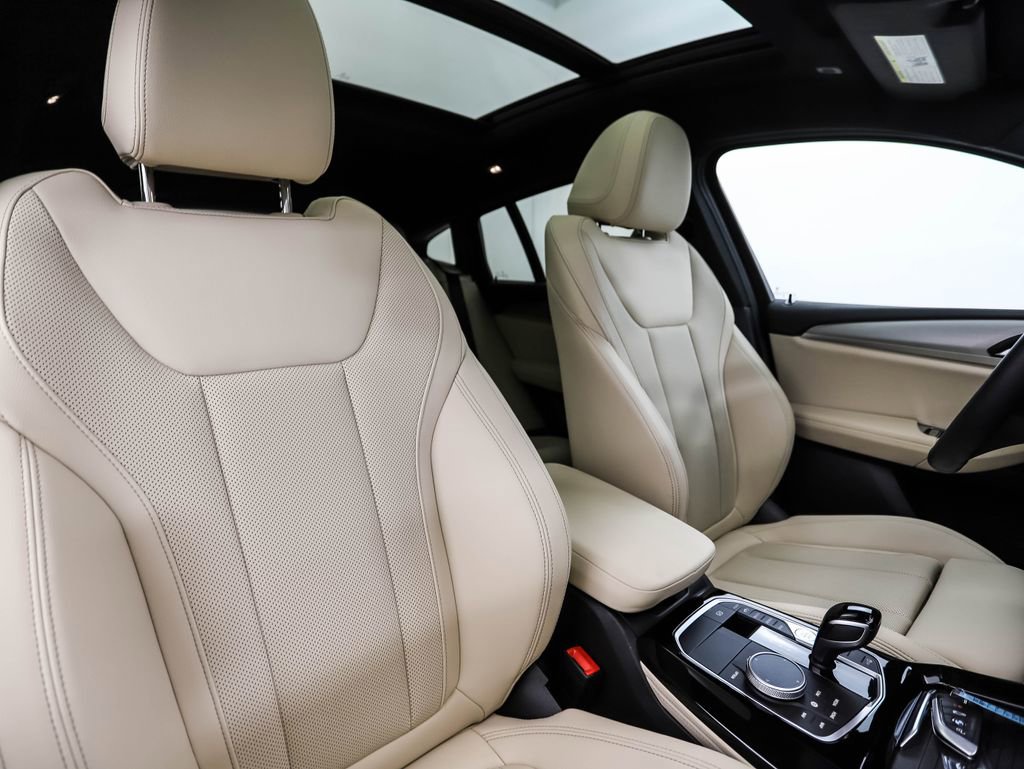 Certified 2025 BMW X4 xDrive30i image 32