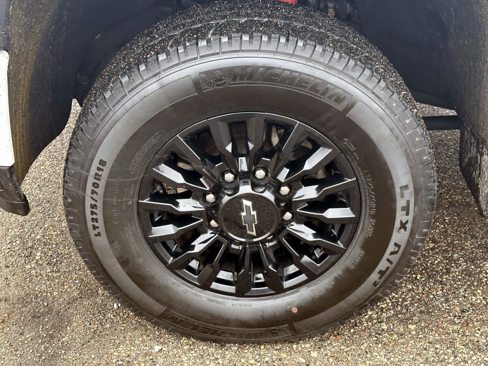 Certified 2024 Chevrolet Silverado 2500 LTZ w/ LTZ Plus Package image 8