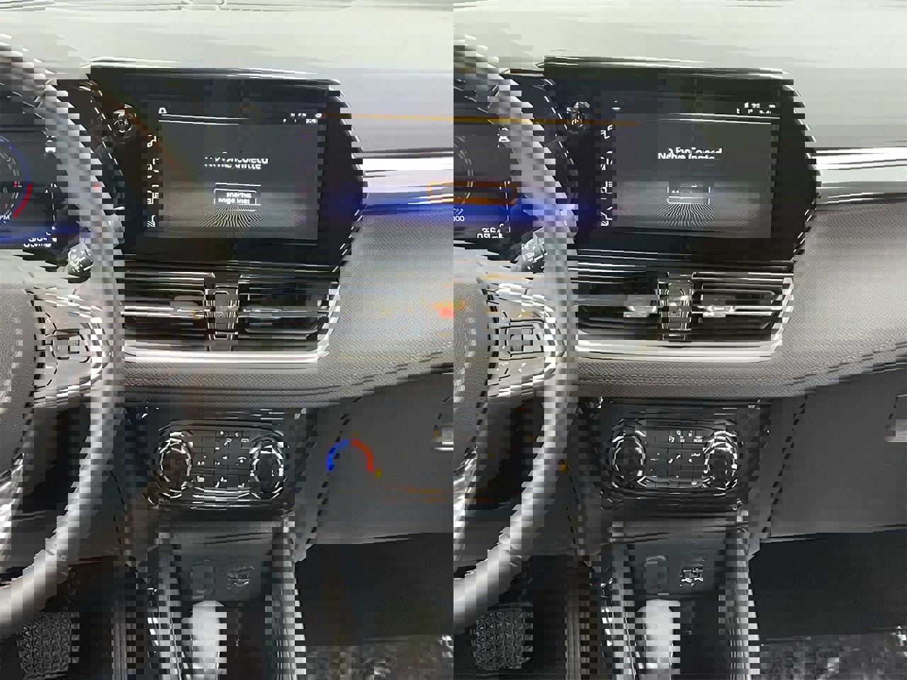 Used 2024 Chevrolet TrailBlazer LT w/ LT Cold Weather Package image 16