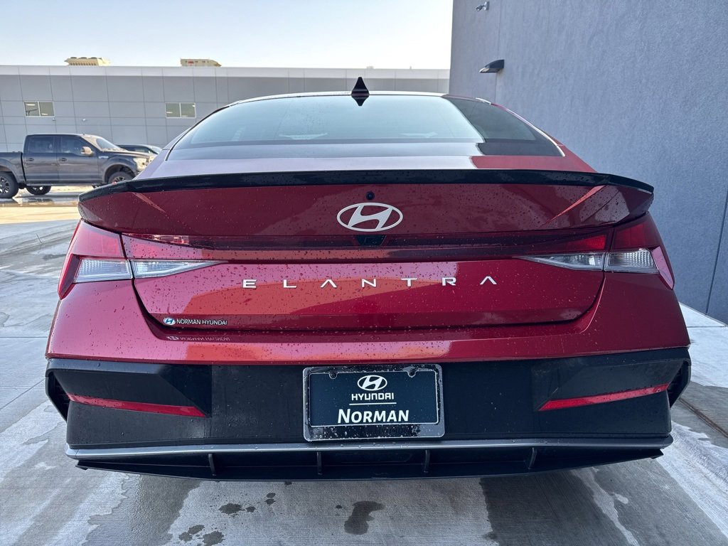 Certified 2025 Hyundai Elantra Sport image 5