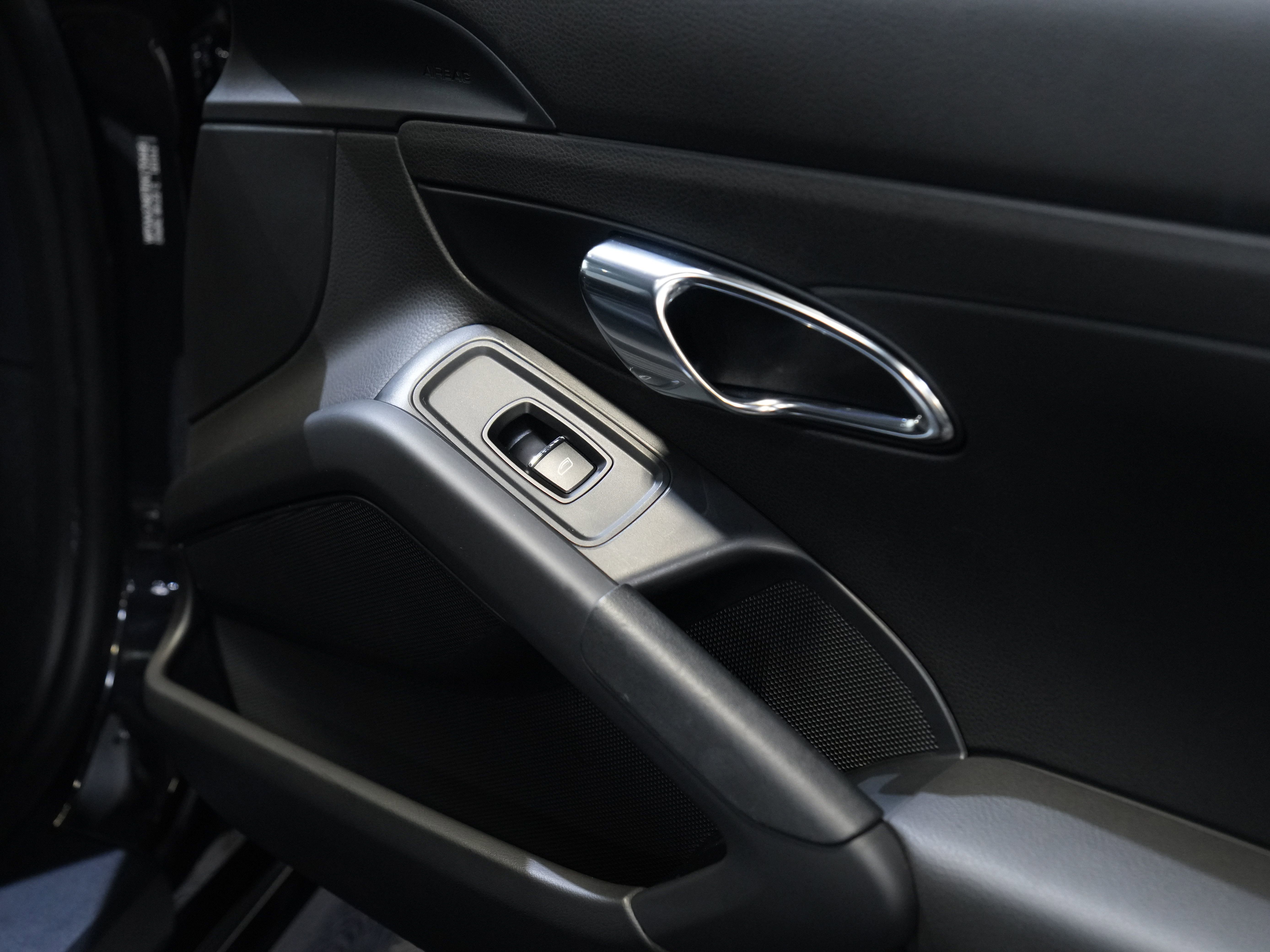 Used 2014 Porsche Cayman RWD image 23