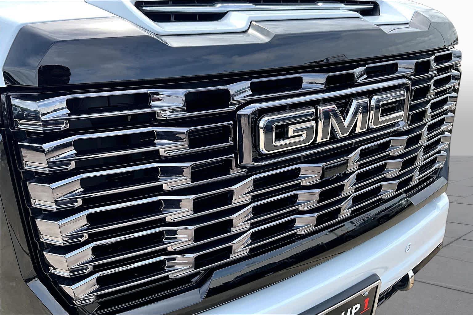 Used 2026 GMC Sierra 2500 Denali Ultimate AWD/4WD image 30