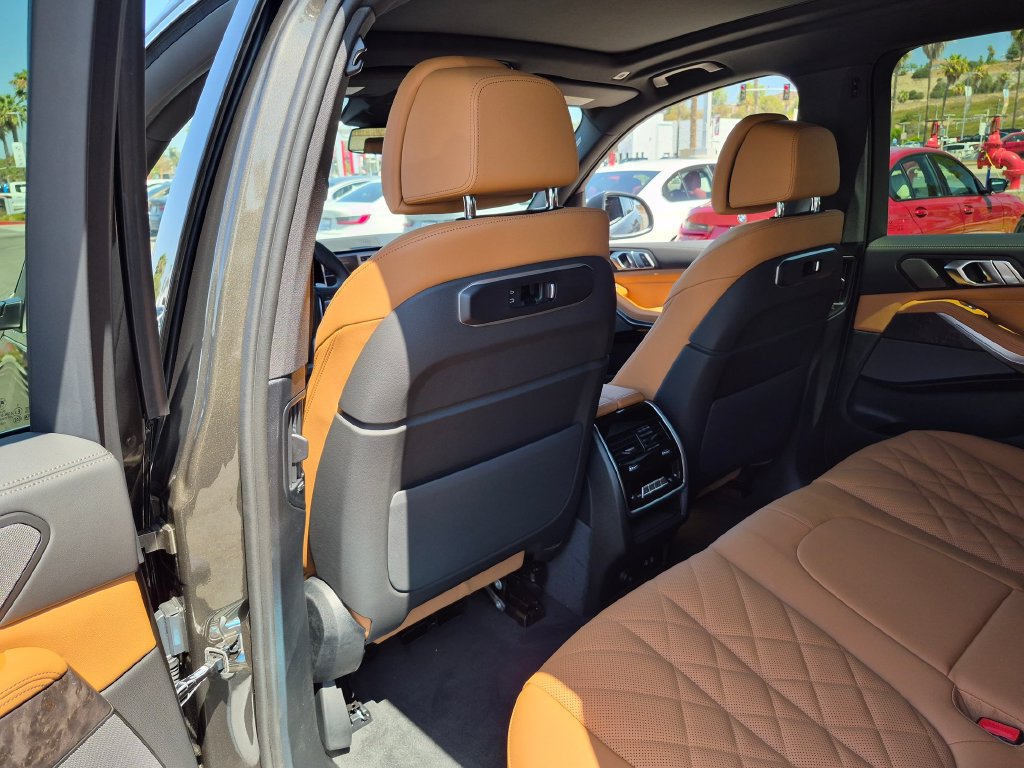 New 2026 BMW X5 sDrive40i w/ Climate Comfort Package RWD image 36