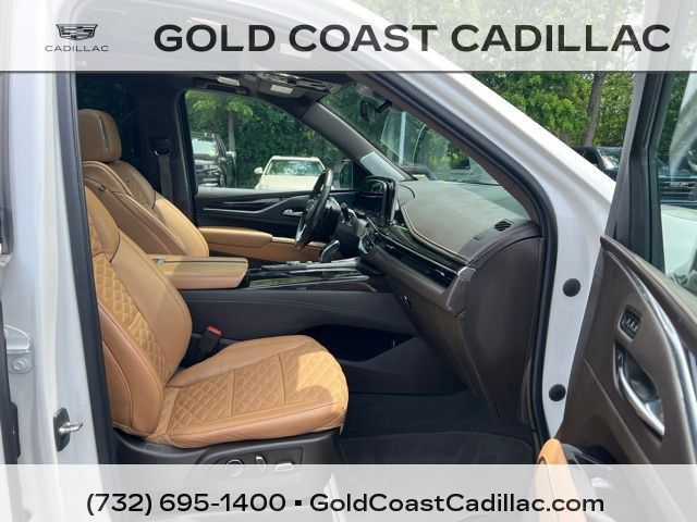 Used 2021 Cadillac Escalade Sport w/ Driver Assist Tech Package AWD/4WD image 7
