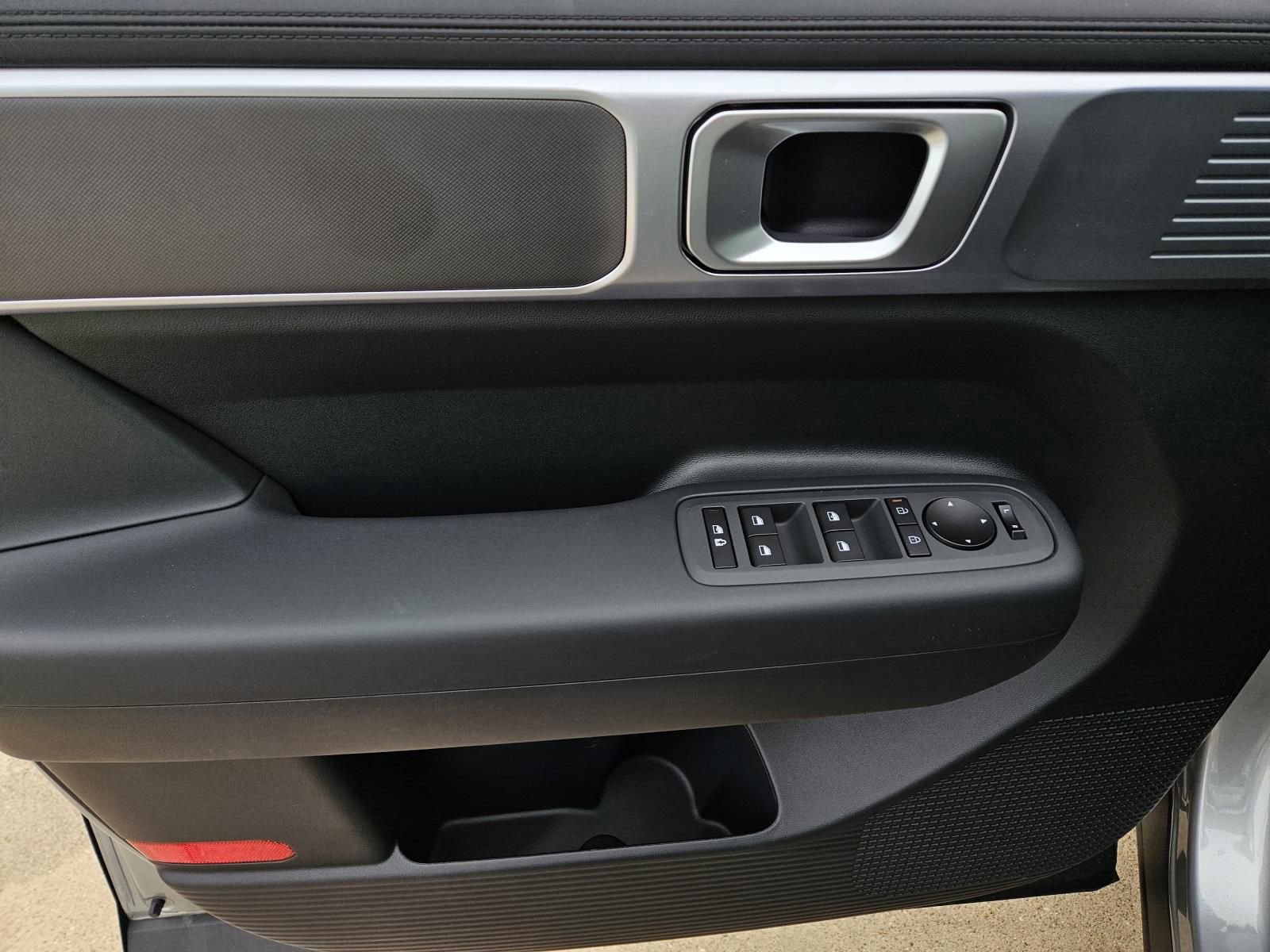 New 2026 Hyundai Santa Fe SE FWD image 15