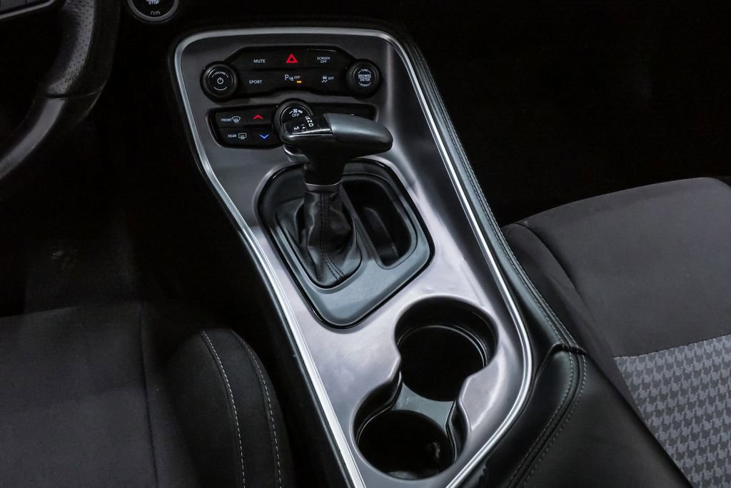 Used 2022 Dodge Challenger GT RWD image 18