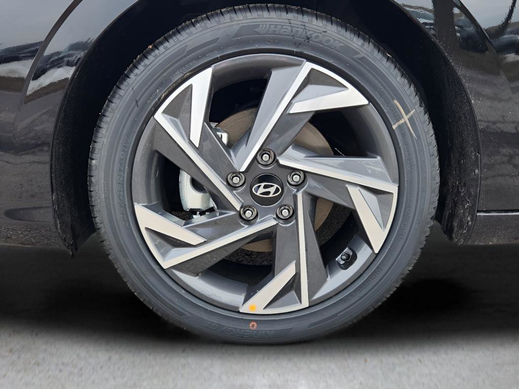 New 2026 Hyundai Elantra Limited image 10