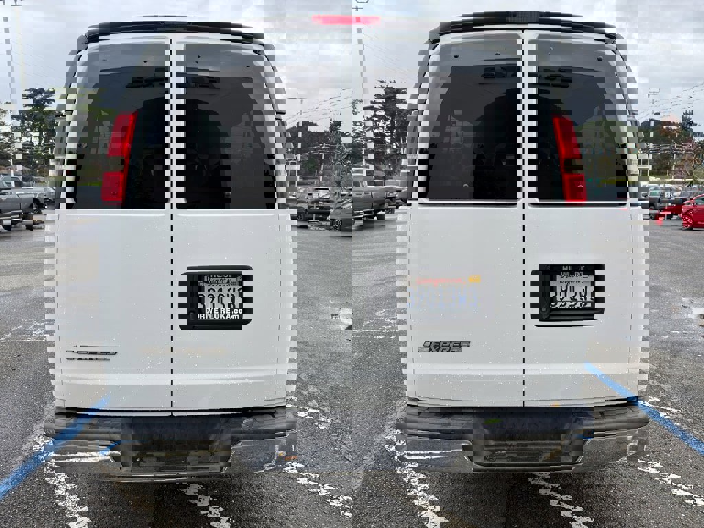 Used 2017 Chevrolet Express 3500 LT w/ LT Preferred Equipment Group image 6