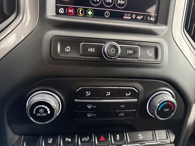 Used 2025 Chevrolet Silverado 2500 Custom w/ Custom Value Package image 16