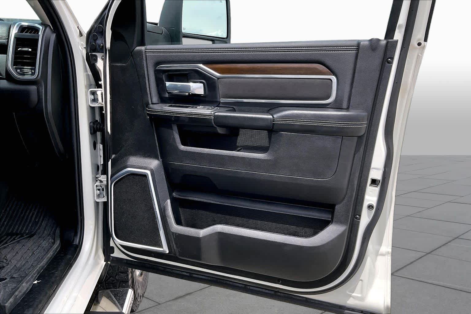 Used 2024 RAM 3500 Laramie w/ Bed Utility Group AWD/4WD image 23