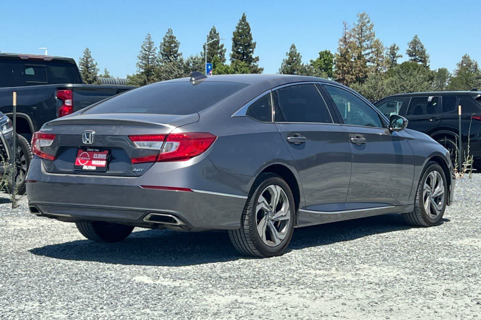 Used 2018 Honda Accord EX-L image 3
