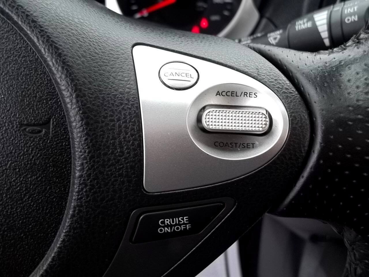 Used 2012 Nissan Juke SL AWD/4WD image 21
