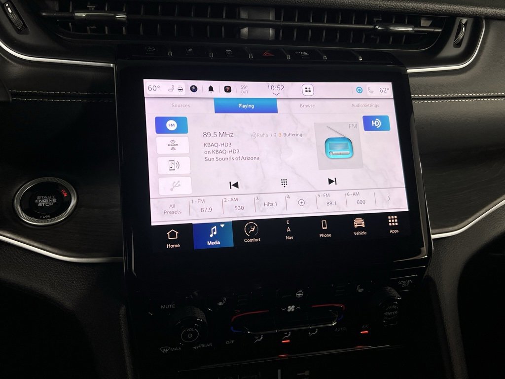 Used 2023 Jeep Grand Cherokee Limited image 18