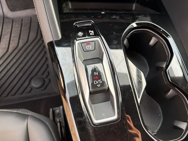 Used 2025 Audi Q5 Premium w/ Convenience Package AWD/4WD image 22