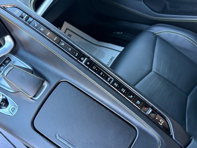 Certified 2022 Chevrolet Corvette Stingray Premium Cpe w/ Z51 Performance Package RWD image 32