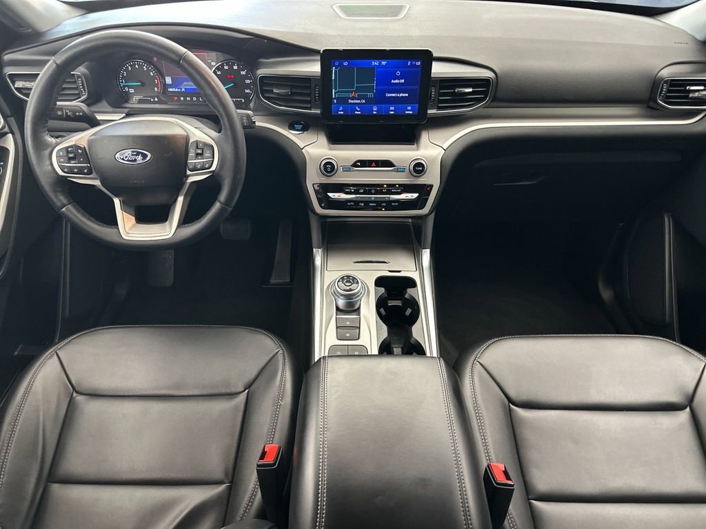 Used 2023 Ford Explorer XLT w/ Equipment Group 202A image 12