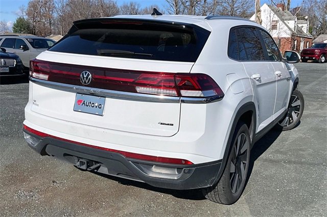 Used 2025 Volkswagen Atlas Cross Sport SE image 8