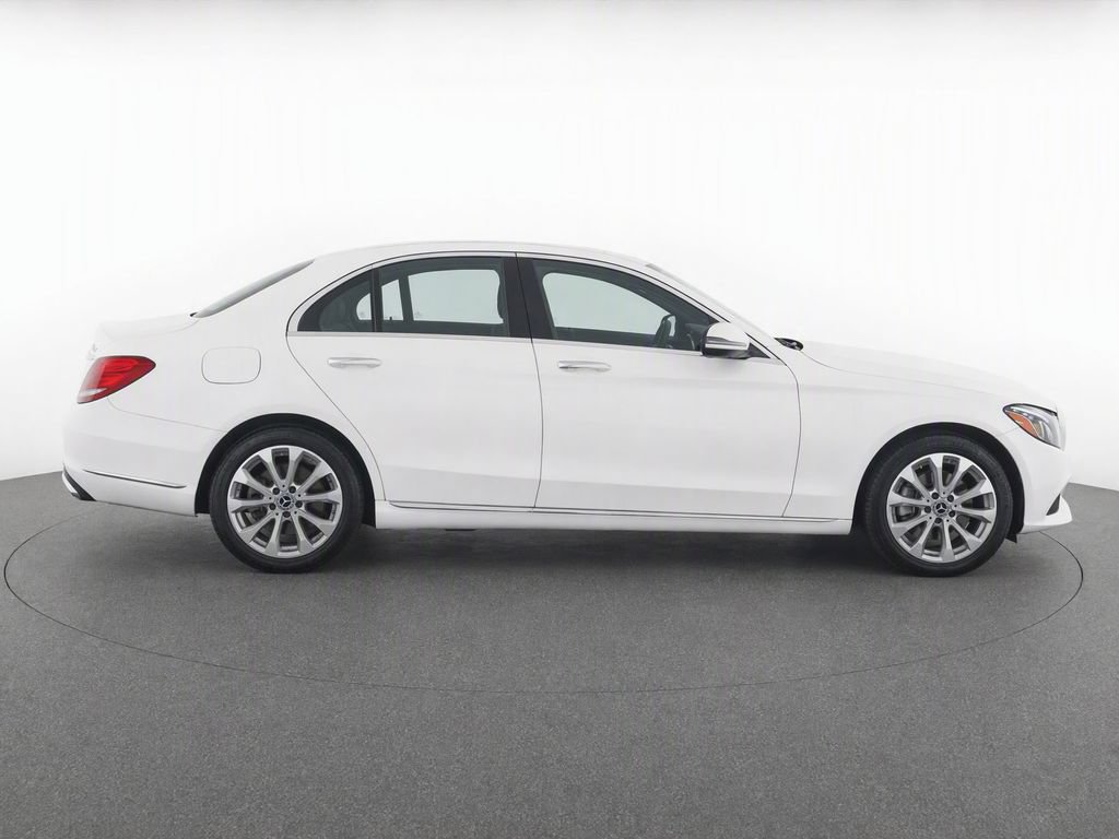 Used 2017 Mercedes-Benz E 300 4MATIC image 8