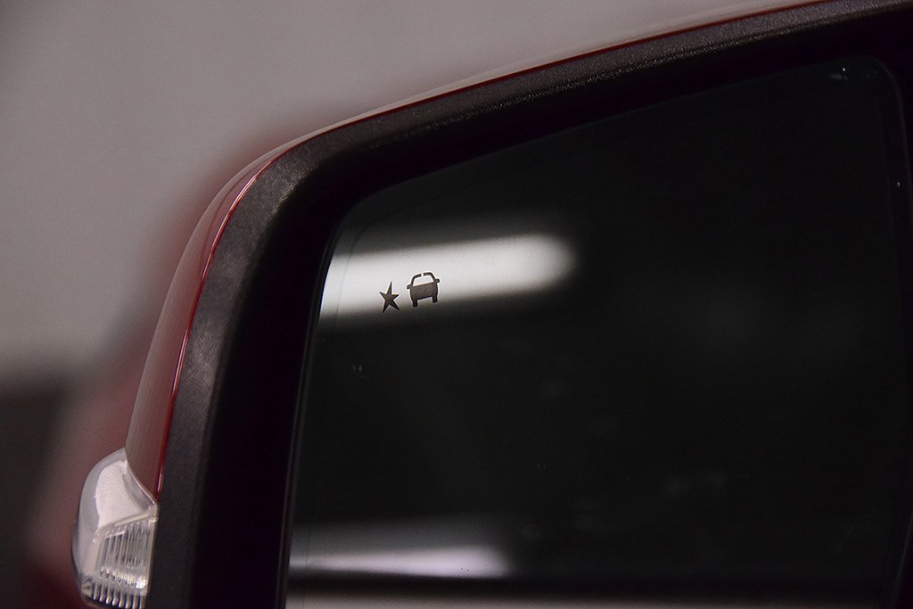 Used 2023 Chevrolet Traverse Premier w/ LPO, Floor Liner Package image 12