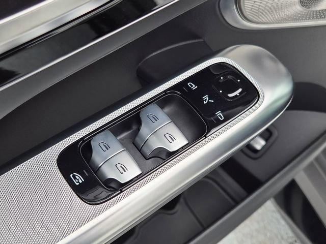 Used 2025 Mercedes-Benz GLC 43 AMG 4MATIC Coupe image 23