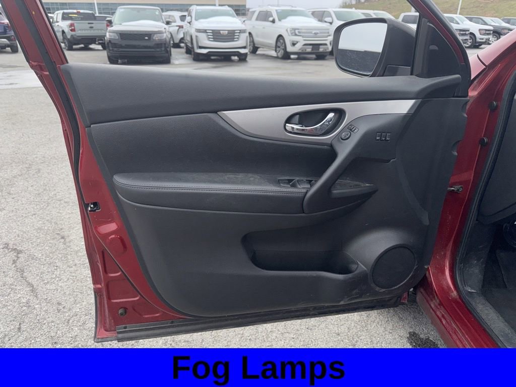 Used 2020 Nissan Rogue Sport SV w/ Technology Package image 13