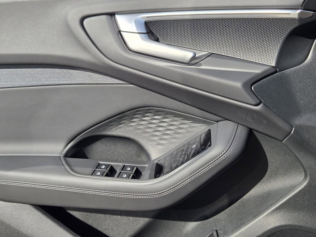 Certified 2025 Audi A5 2.0T Premium w/ Convenience Package image 28