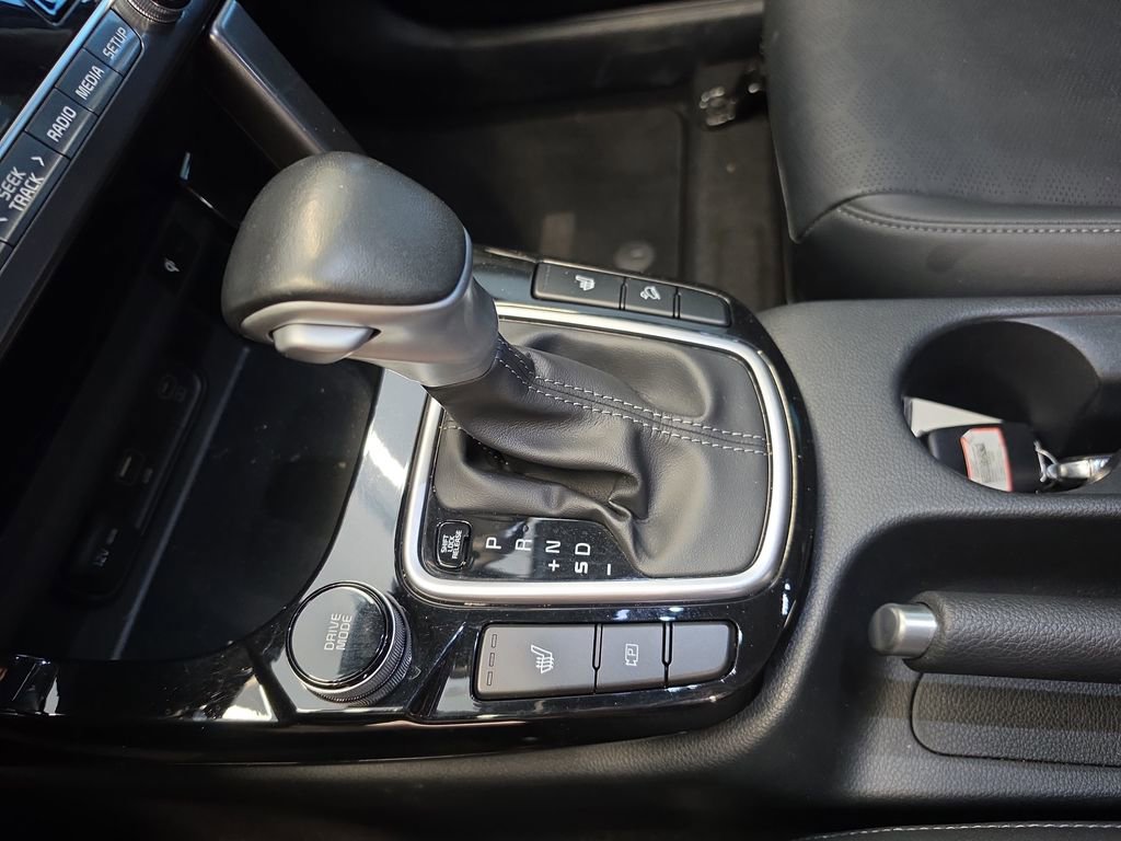 Certified 2024 Kia Seltos EX FWD image 32