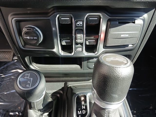 Used 2024 Jeep Wrangler Sport S image 41