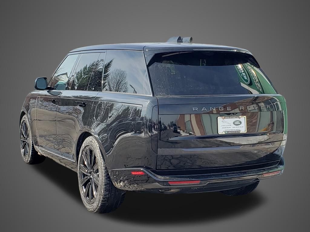 New 2026 Land Rover Range Rover SE image 7