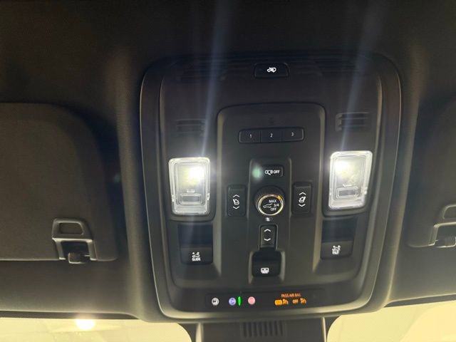 Used 2024 GMC Yukon XL Denali Ultimate image 24