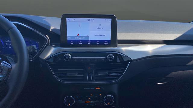 Used 2022 Ford Escape Titanium w/ Class II Trailer Tow Package AWD/4WD image 14