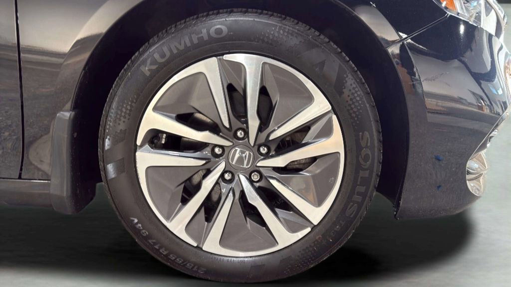 Used 2019 Honda Accord Touring image 42