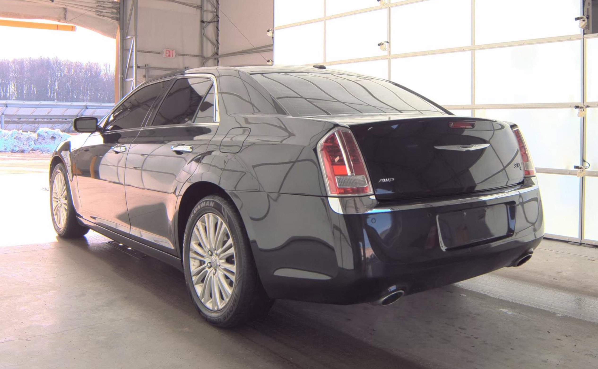 Used 2013 Chrysler 300 C w/ Harman Kardon Audio Group image 5