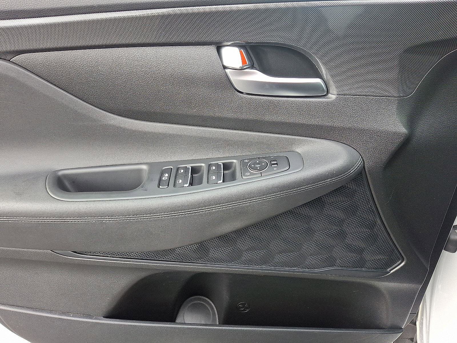 Used 2021 Hyundai Santa Fe SEL image 12