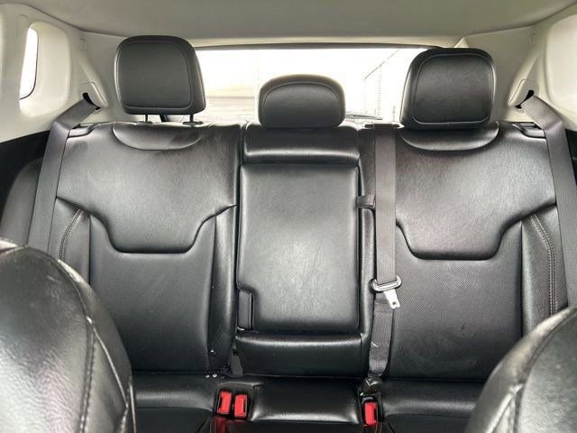 Used 2020 Jeep Compass Limited image 29