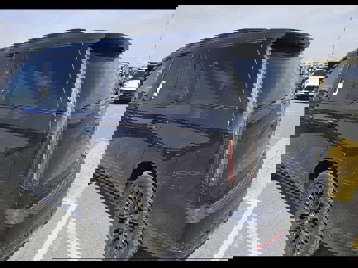 Certified 2025 Cadillac Escalade Sport Platinum w/ LPO, ONYX Package image 2