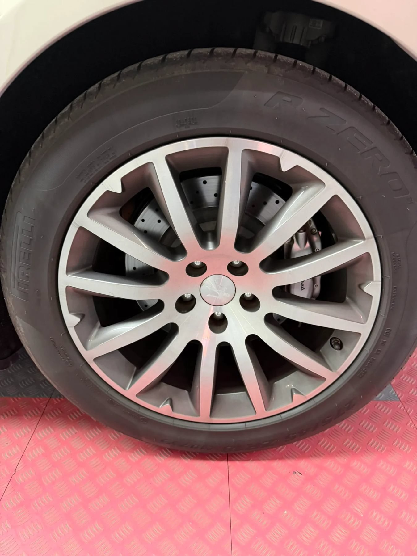 Used 2014 Maserati Ghibli S Q4 AWD/4WD image 43