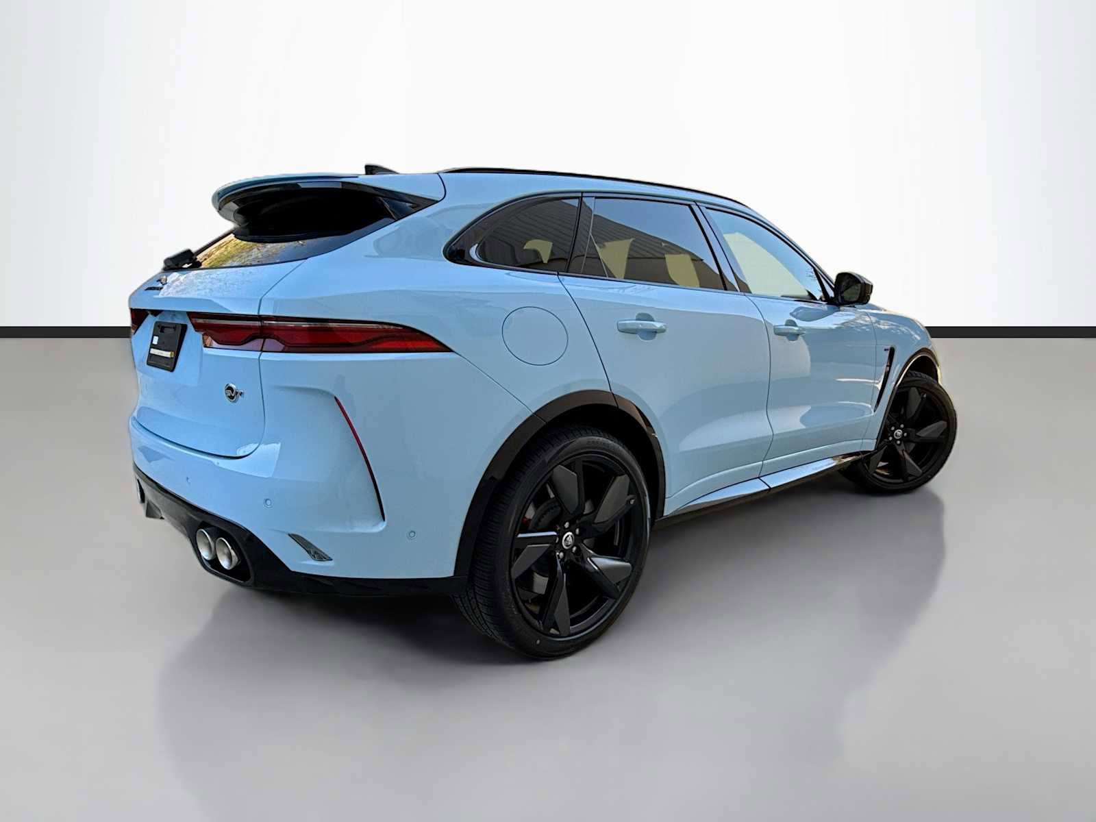 New 2026 Jaguar F-PACE SVR 575 Edition AWD/4WD image 3