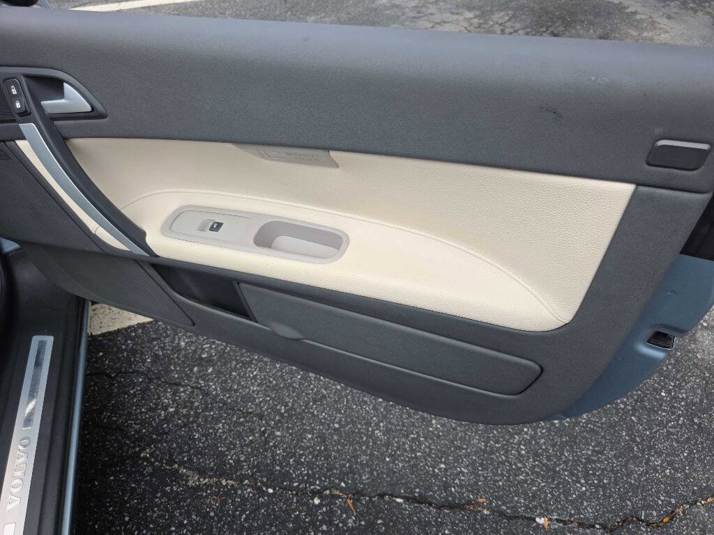 Used 2013 Volvo C70 T5 image 21