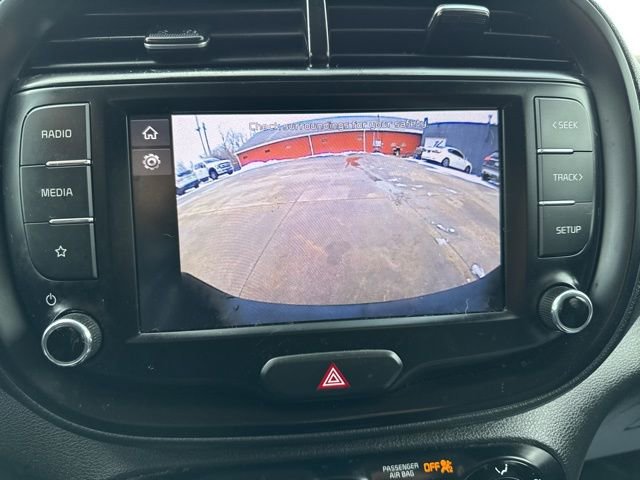 Used 2022 Kia Soul LX image 8